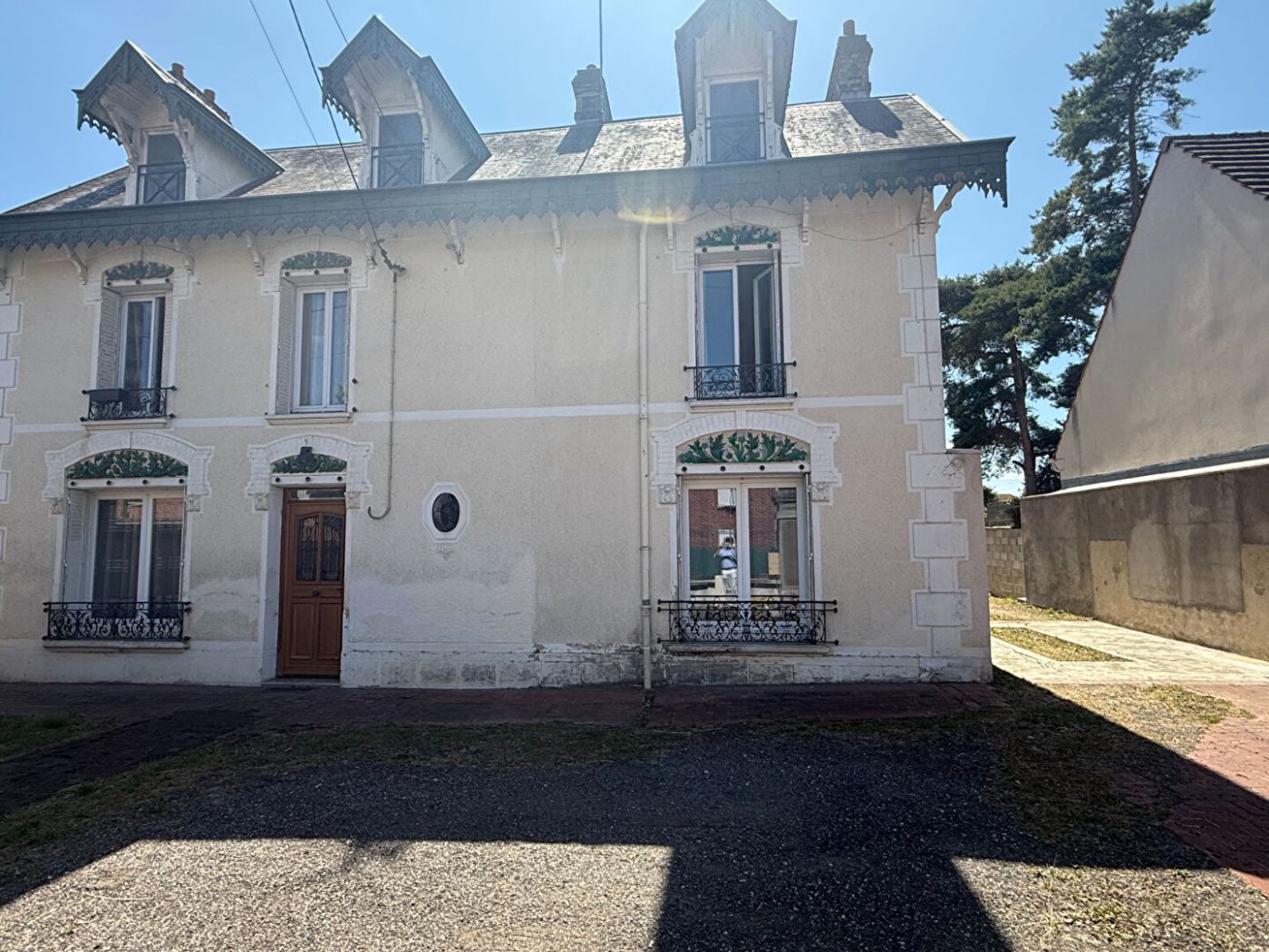 Agence immobilière de ACI Bornel