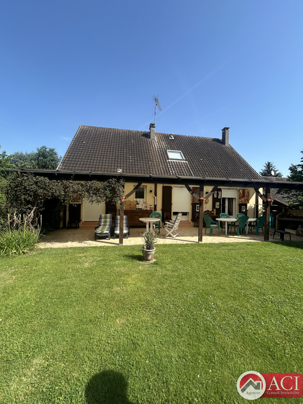 Agence immobilière de ACI Bornel