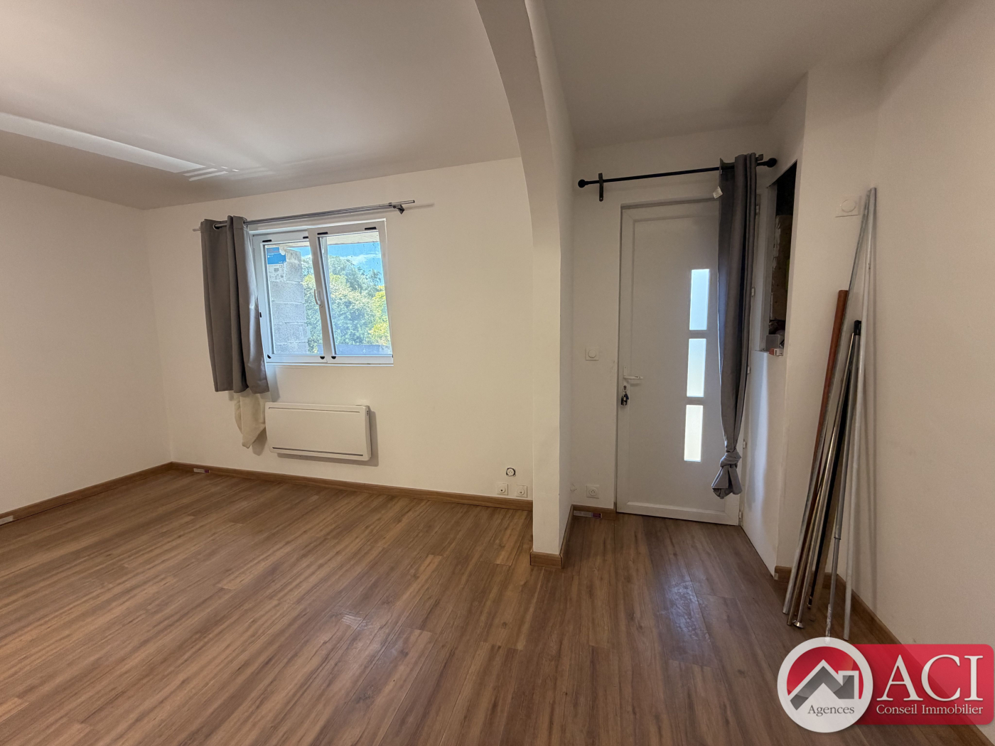 Agence immobilière de ACI Bornel
