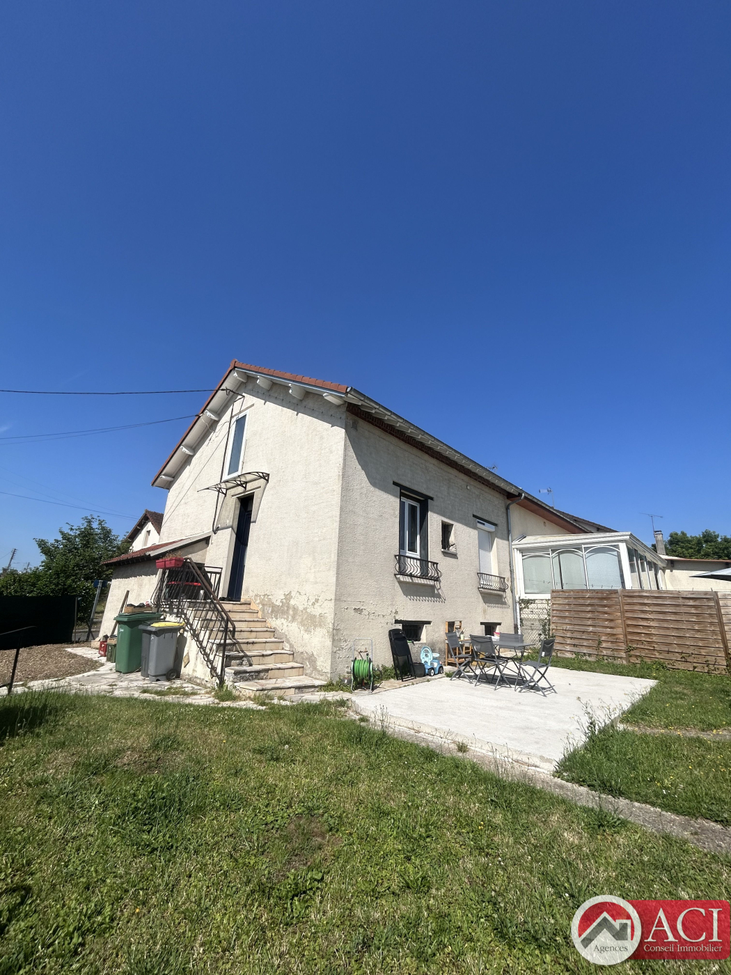 Agence immobilière de ACI Bornel