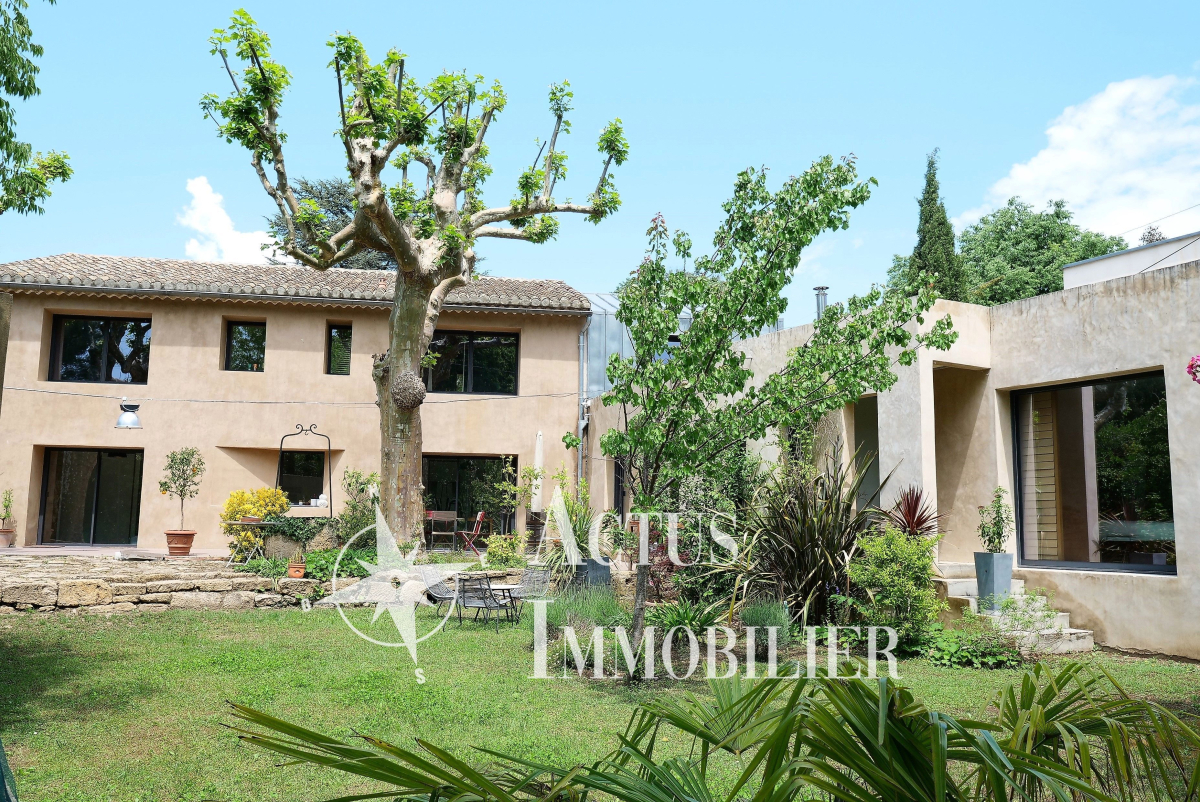 Vente Maison 6 pièces - 182m² 13450 Grans