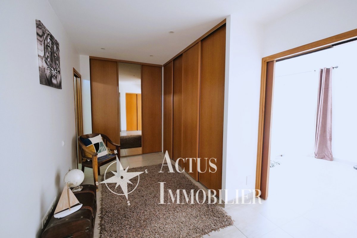 Vente Maison  7 pièces - 280m² 13250 Saint-chamas