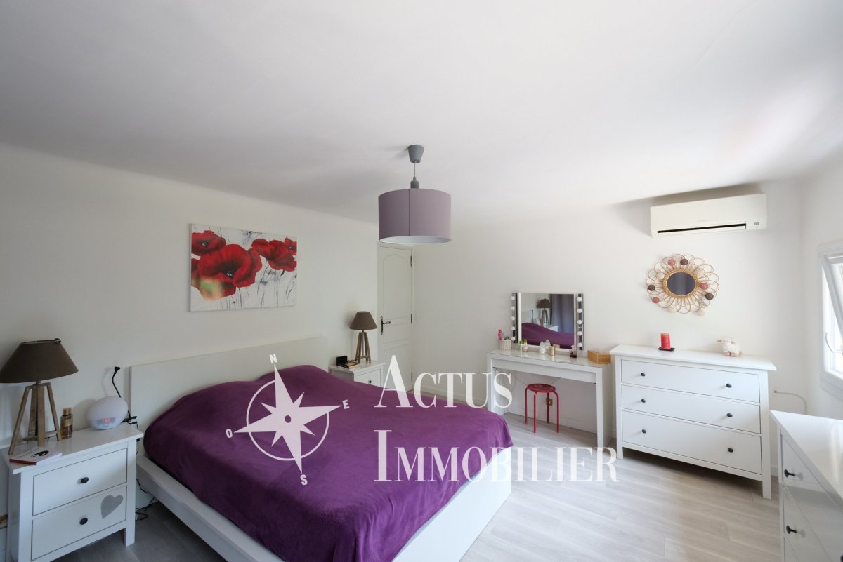 Vente Maison  8 pièces - 255m² 13300 Salon-de-provence