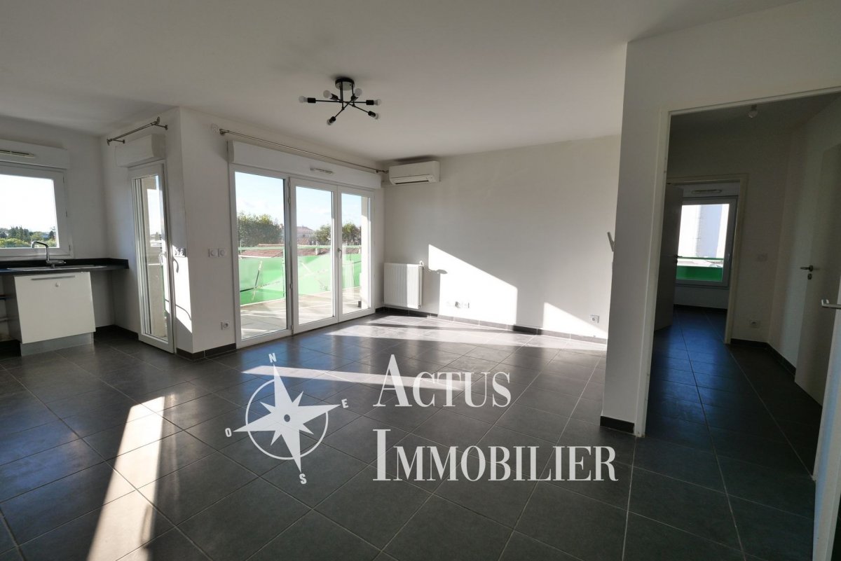 Vente Appartement  3 pièces - 65m² 13300 Salon-de-provence