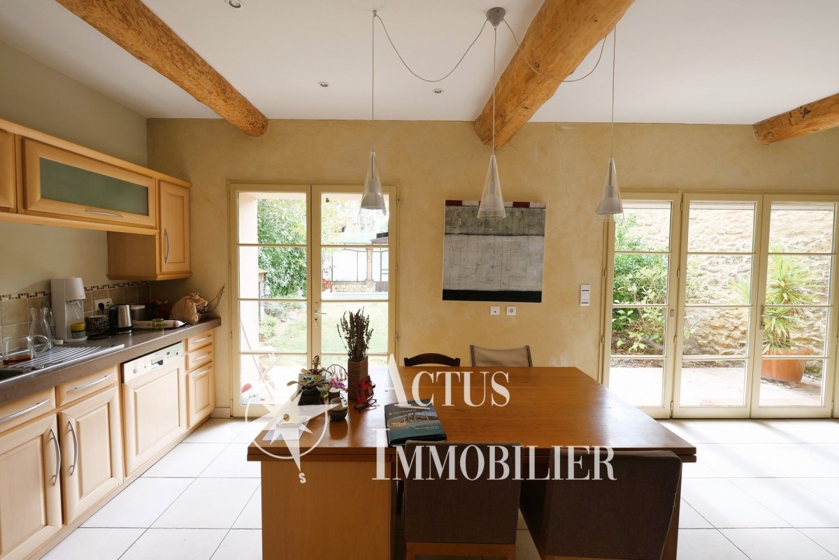 Vente Maison  7 pièces - 158m² 13330 Pelissanne