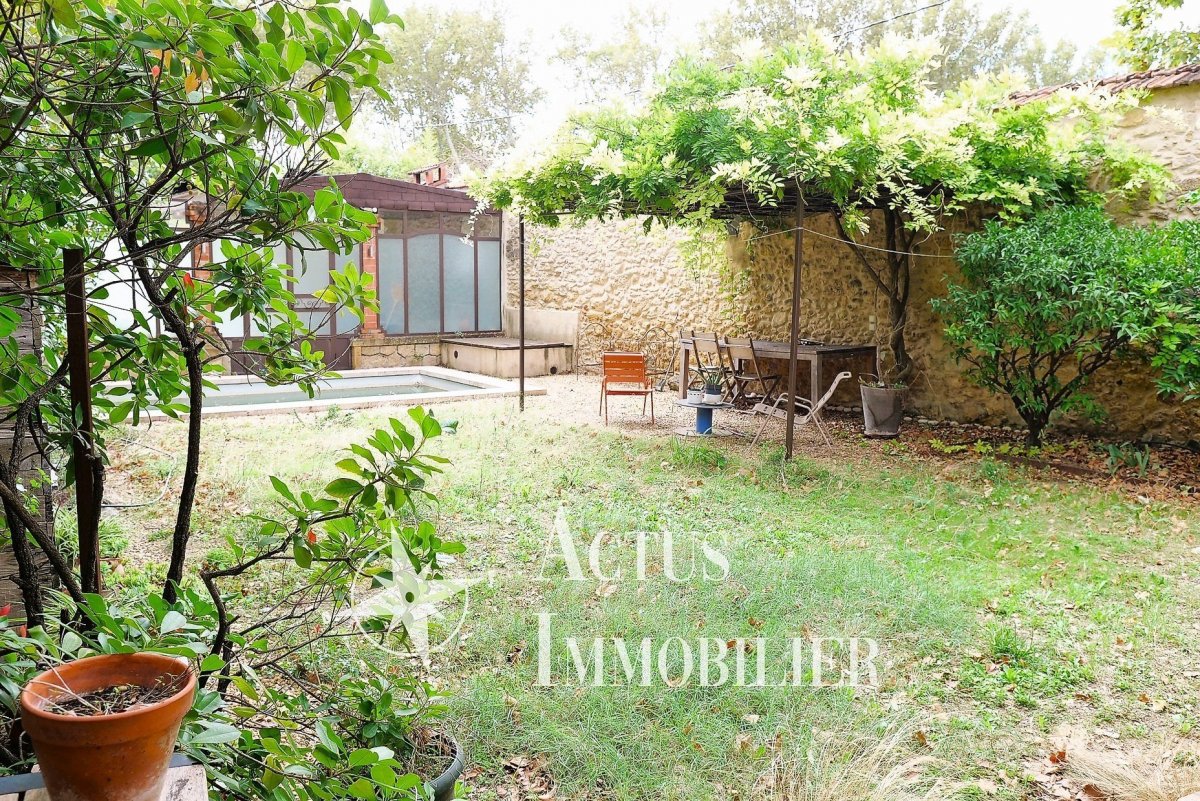 Vente Maison  7 pièces - 158m² 13330 Pelissanne
