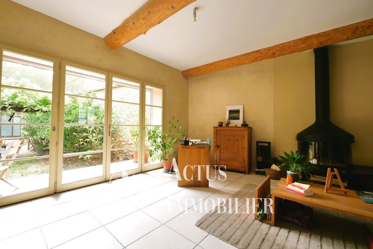 Vente Maison  7 pièces - 158m² 13330 Pelissanne