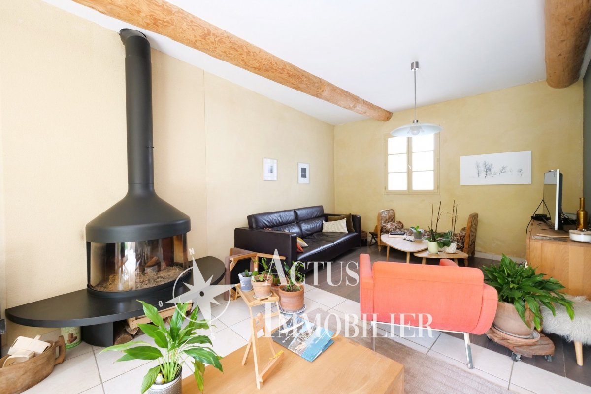 Vente Maison  7 pièces - 158m² 13330 Pelissanne