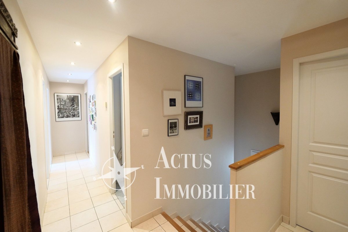 Vente Maison  7 pièces - 158m² 13330 Pelissanne