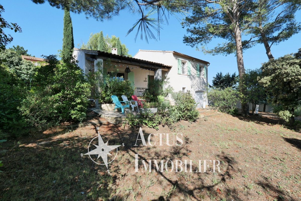 Vente Maison  6 pièces - 118m² 13300 Salon-de-provence