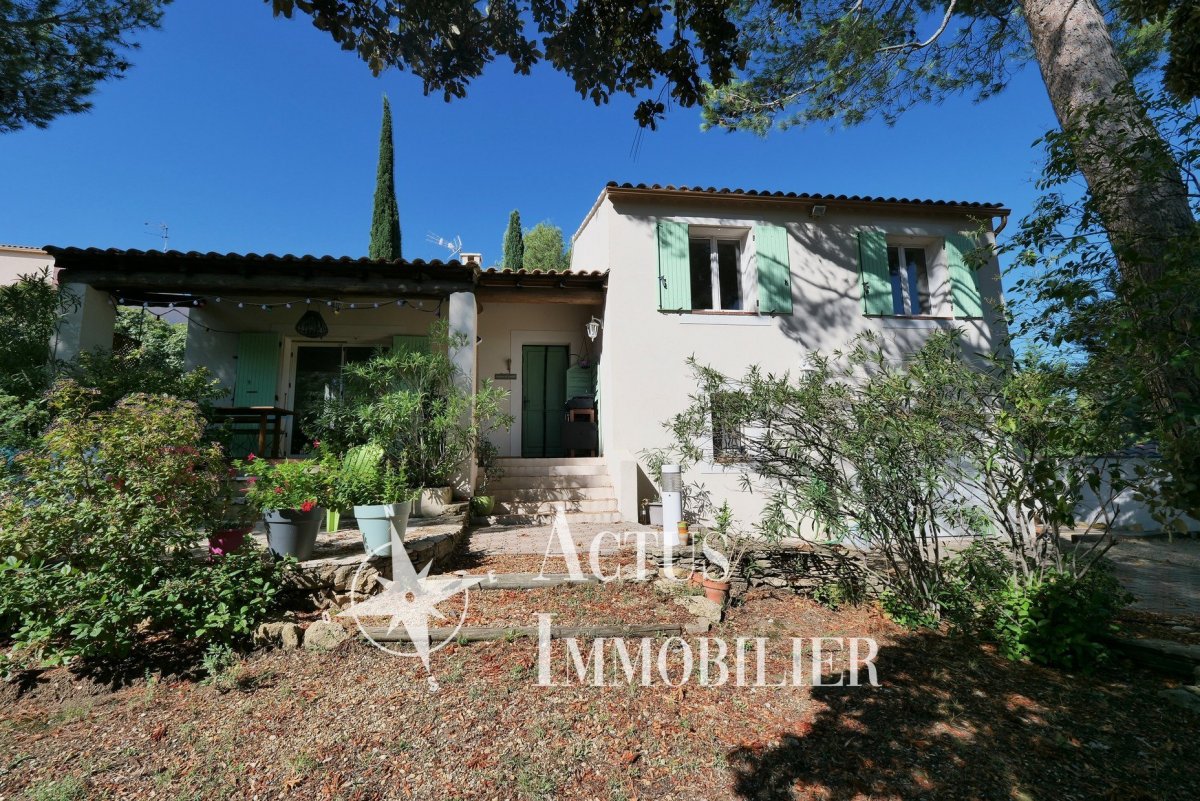 Vente Maison  6 pièces - 118m² 13300 Salon-de-provence