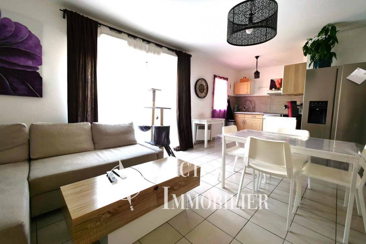 Vente Appartement  3 pièces - 58m² 13300 Salon-de-provence