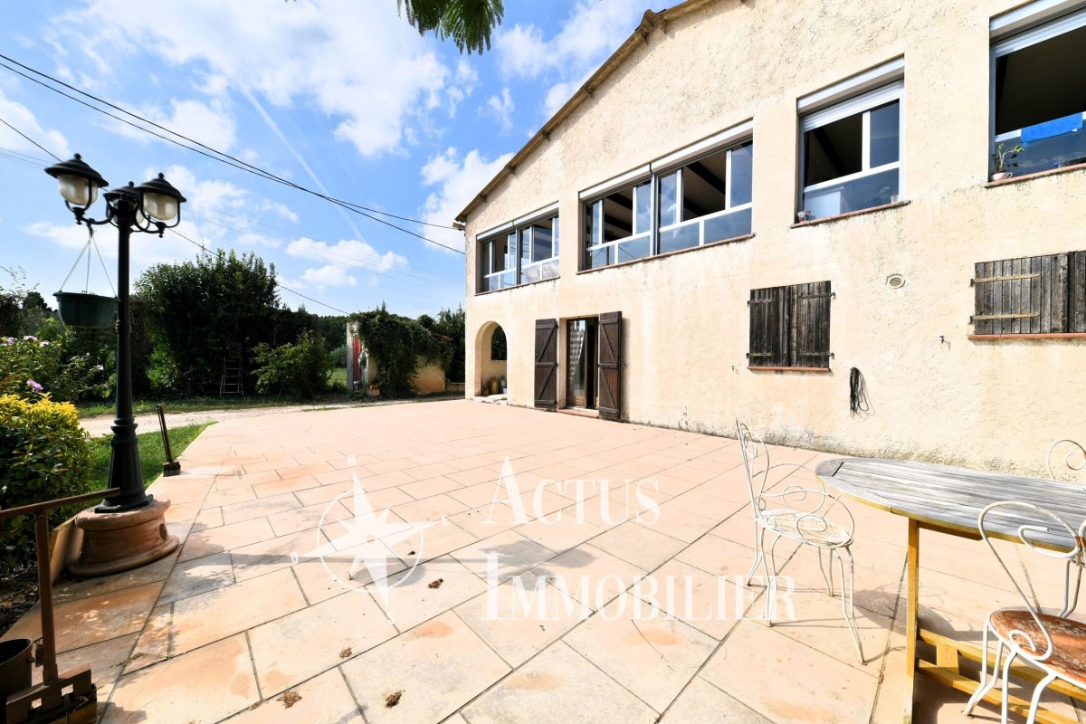 Vente Appartement  5 pièces - 140m² 13450 Grans