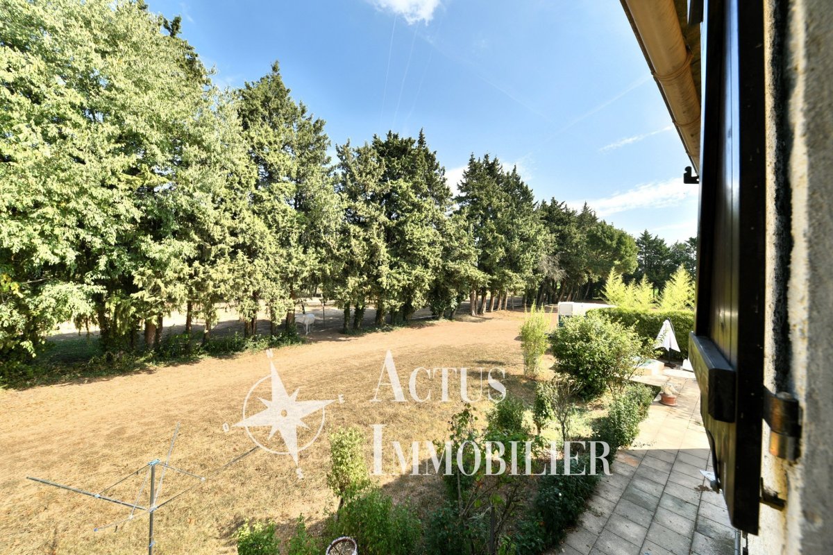 Vente Appartement  5 pièces - 140m² 13450 Grans