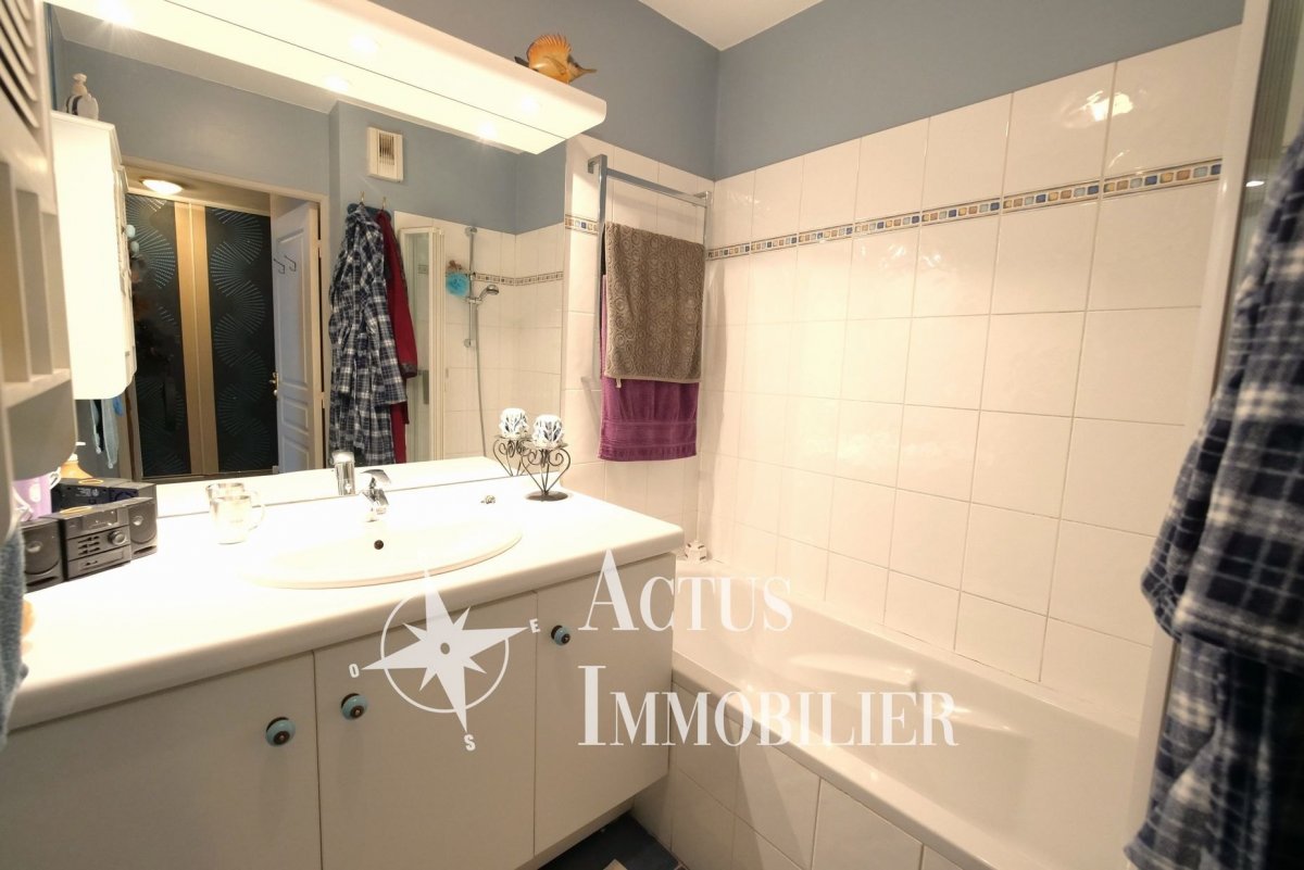 Vente Appartement  3 pièces - 68m² 13300 Salon-de-provence