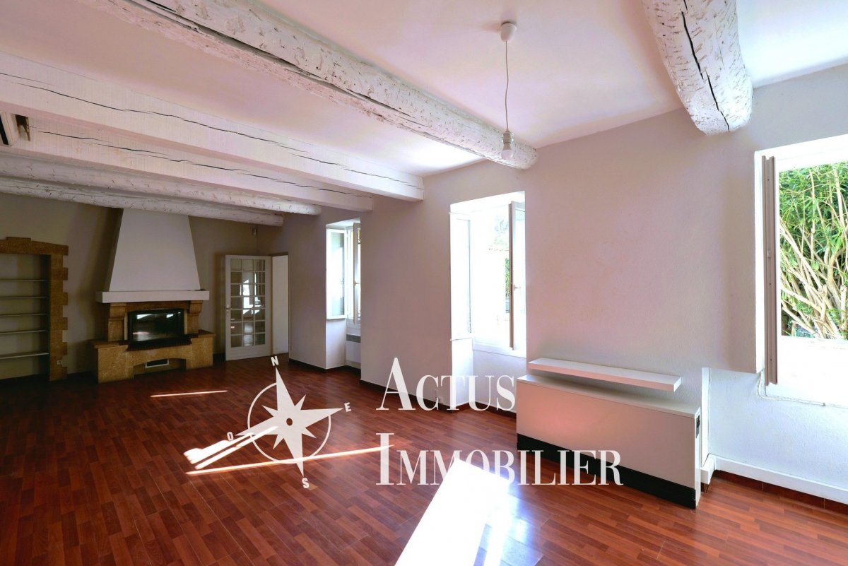 Vente Maison  6 pièces - 136m² 13300 Salon-de-provence