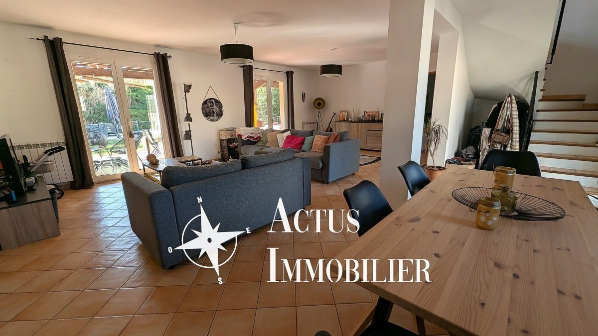 Vente Maison  6 pièces - 148m² 13430 Eyguieres