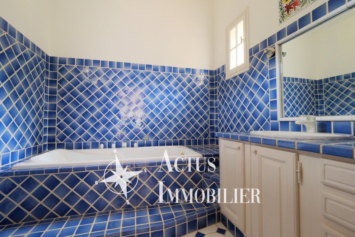 Vente Maison  6 pièces - 179m² 13710 Fuveau