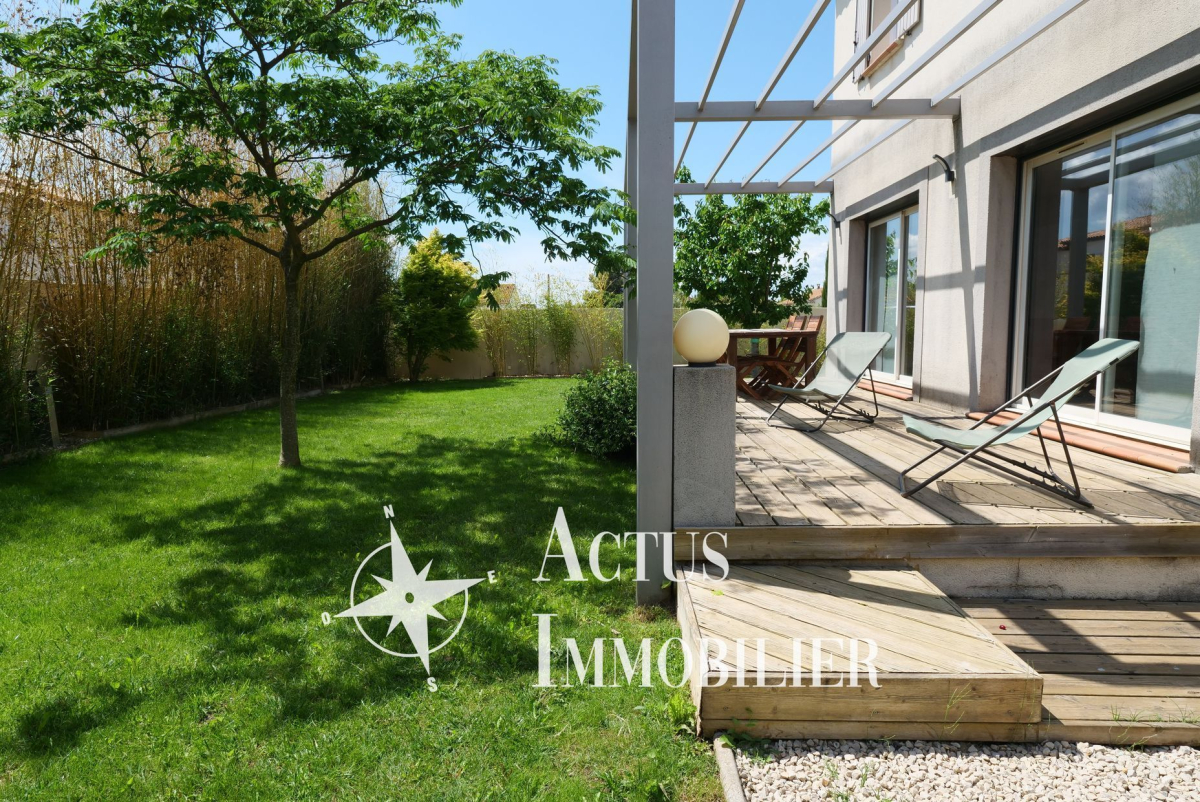 Vente Maison  5 pièces - 101m² 13990 Fontvieille