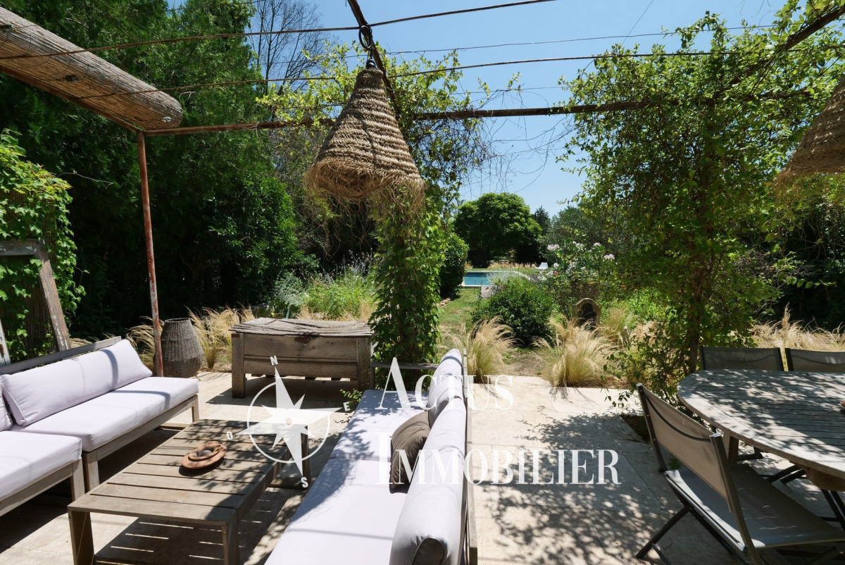 Vente Maison  5 pièces - 117m² 13520 Paradou