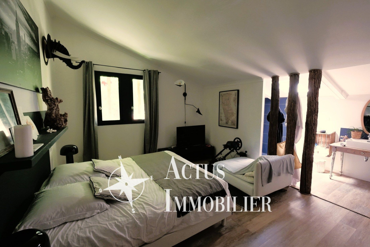 Vente Maison  5 pièces - 117m² 13520 Paradou