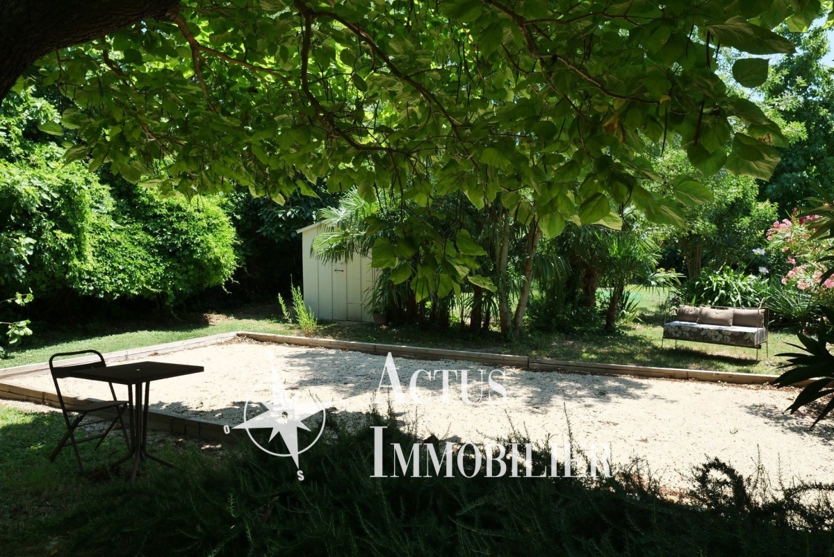 Vente Maison  5 pièces - 117m² 13520 Paradou