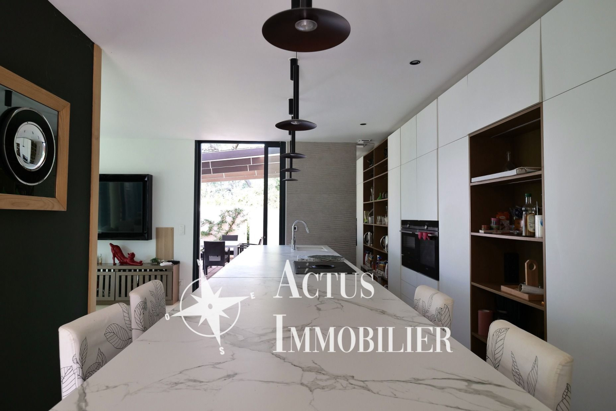 Vente Maison  5 pièces - 122m² 13300 Salon-de-provence