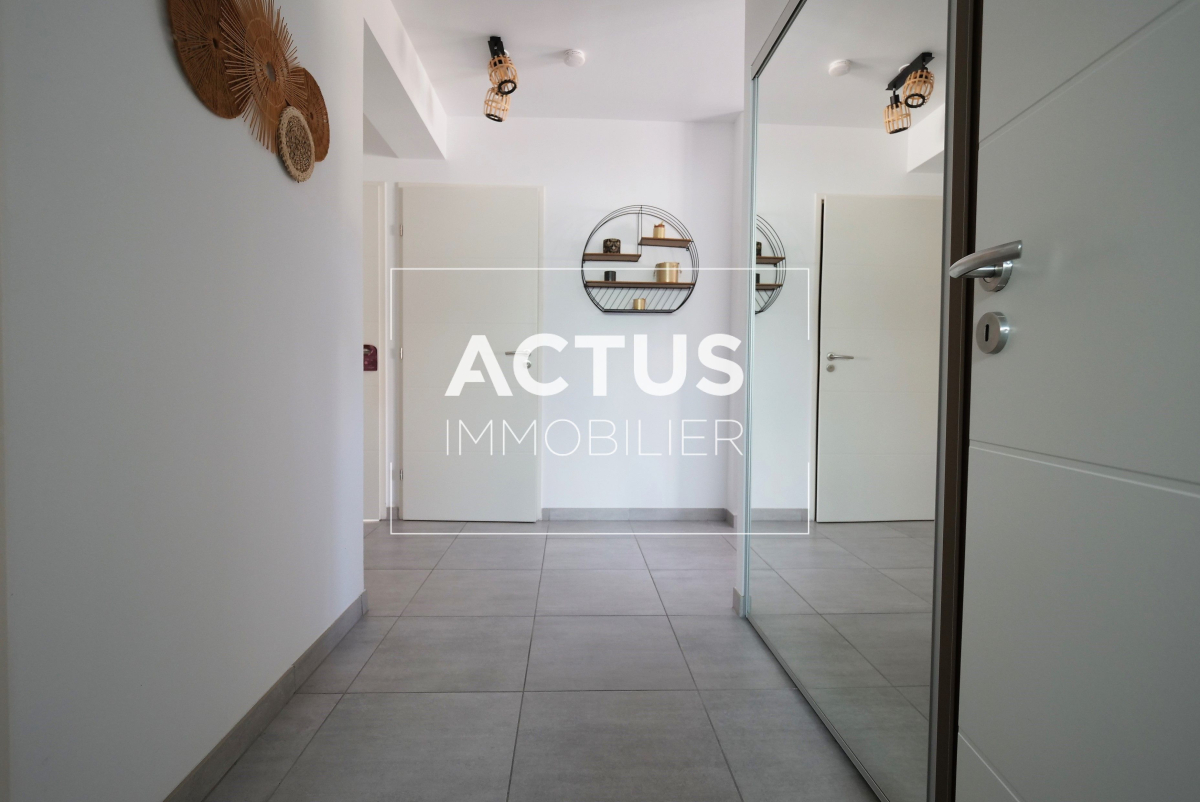 Vente Appartement  4 pièces - 131.6m² 13300 Salon-de-provence