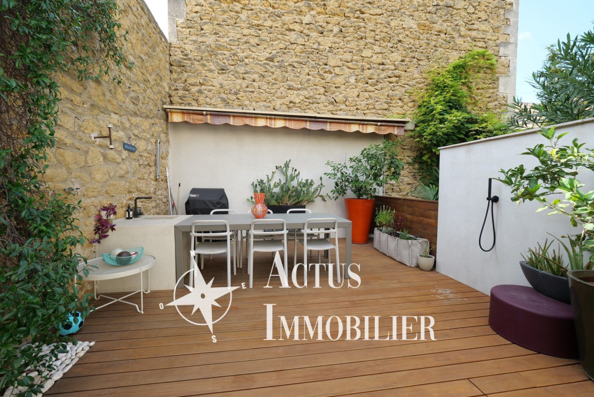 Vente Maison  7 pièces - 182m² 13300 Salon-de-provence