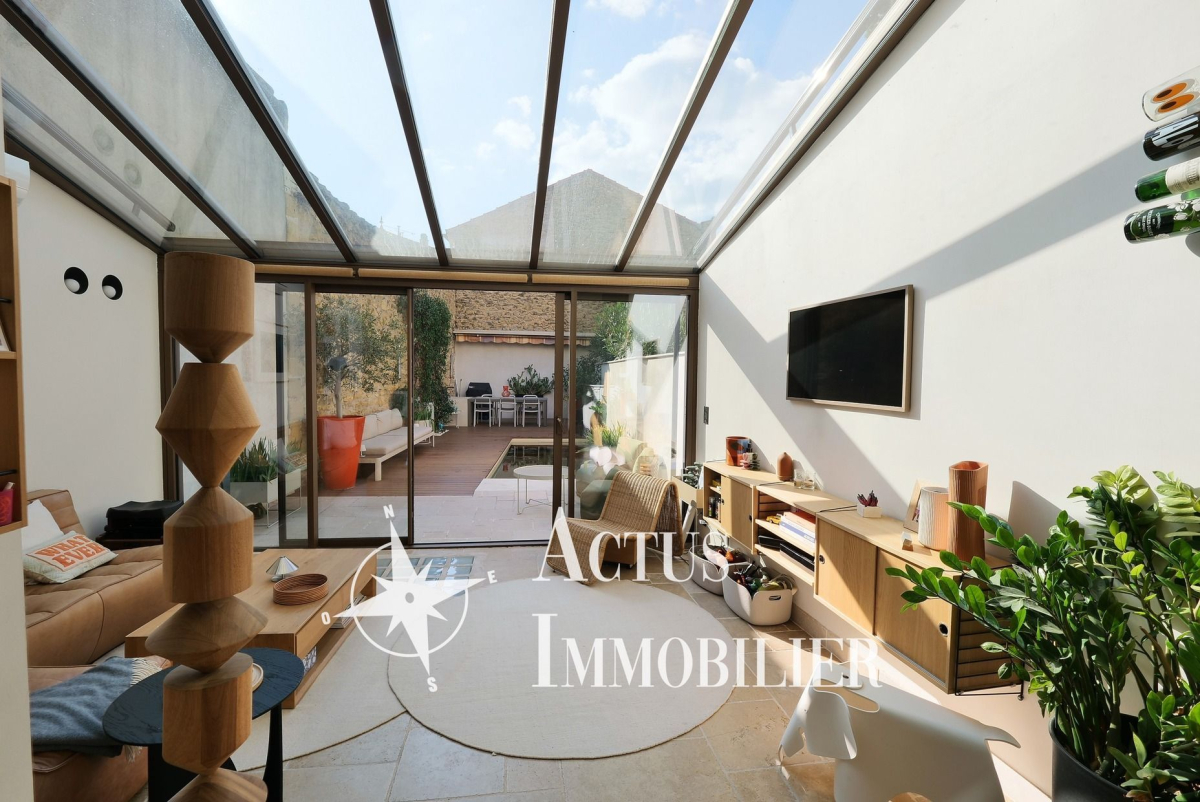 Vente Maison  7 pièces - 182m² 13300 Salon-de-provence