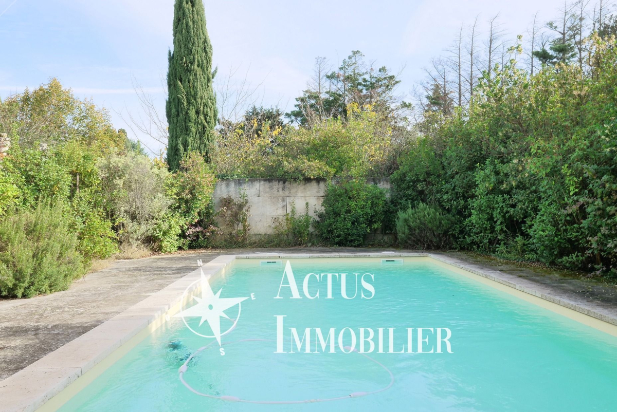 Vente Maison  7 pièces - 202m² 13810 Eygalieres