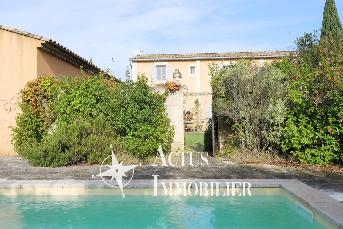 Vente Maison  7 pièces - 202m² 13810 Eygalieres