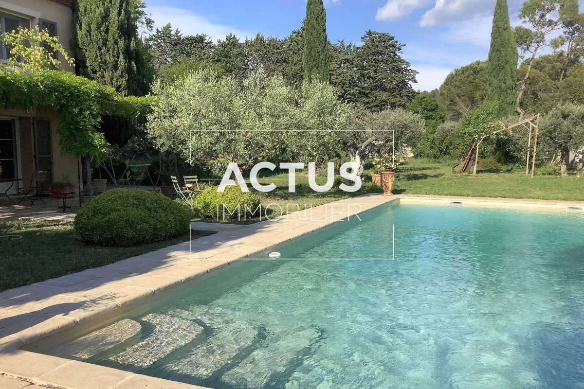 Vente Maison 7 pièces - 210m² 13500 Martigues