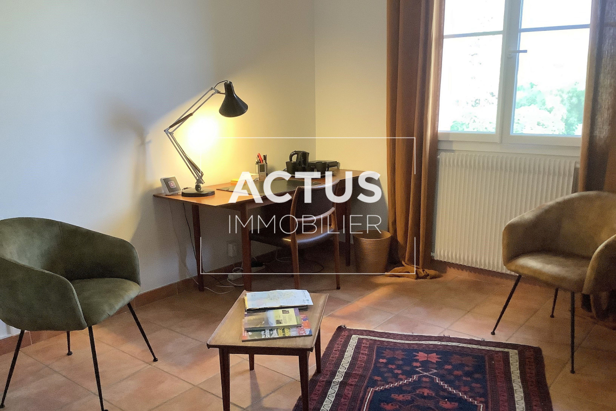 Vente Maison 7 pièces - 210m² 13500 Martigues