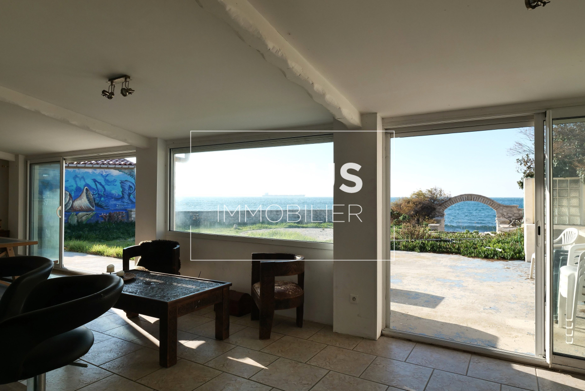 Vente Maison  7 pièces - 186m² 13960 Sausset-les-pins