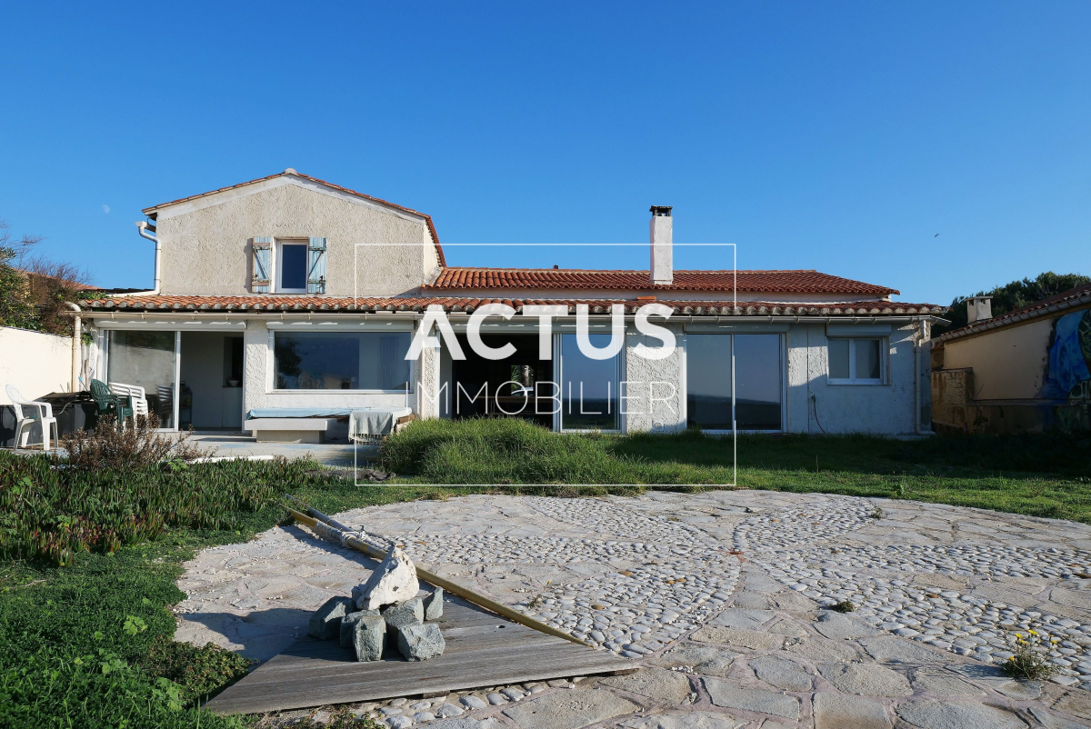 Vente Maison  7 pièces - 186m² 13960 Sausset-les-pins