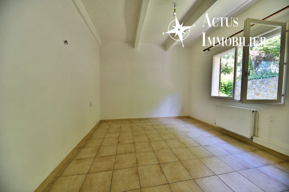 Vente Maison  10 pièces - 275m² 13300 Salon-de-provence