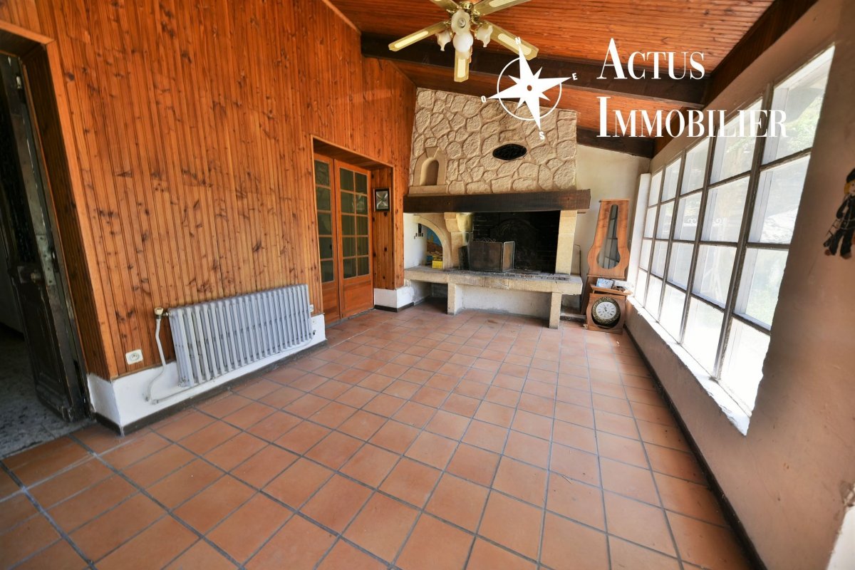 Vente Maison  10 pièces - 275m² 13300 Salon-de-provence