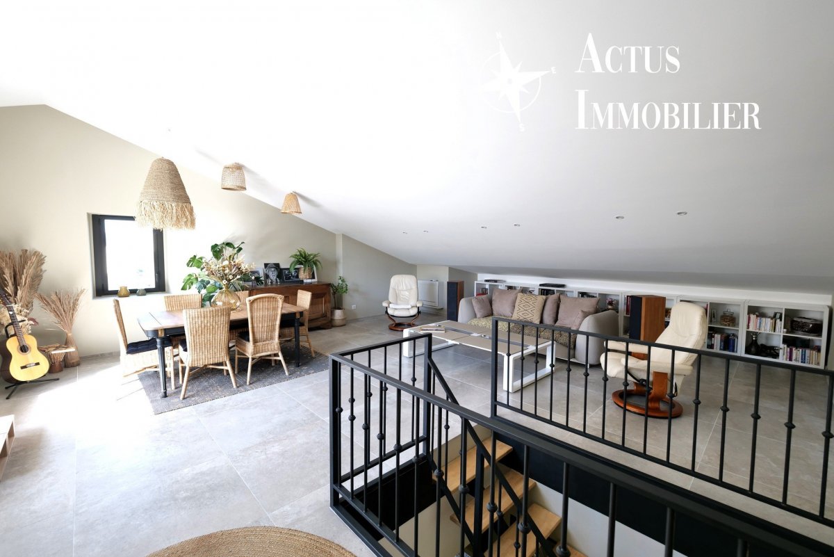 Vente Appartement  6 pièces - 154m² 13300 Salon-de-provence