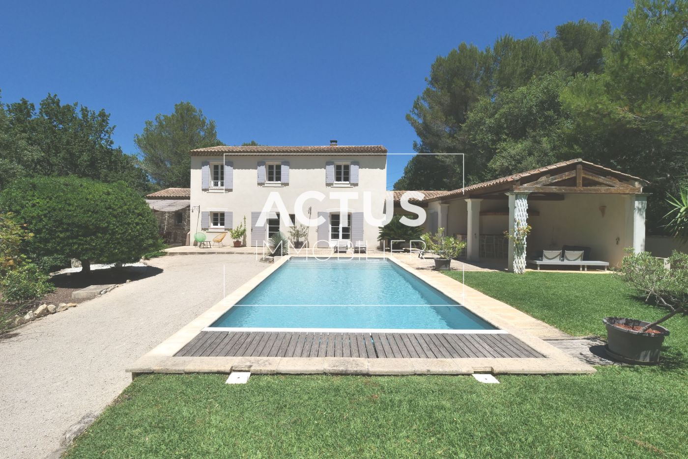 Agence immobilière de 