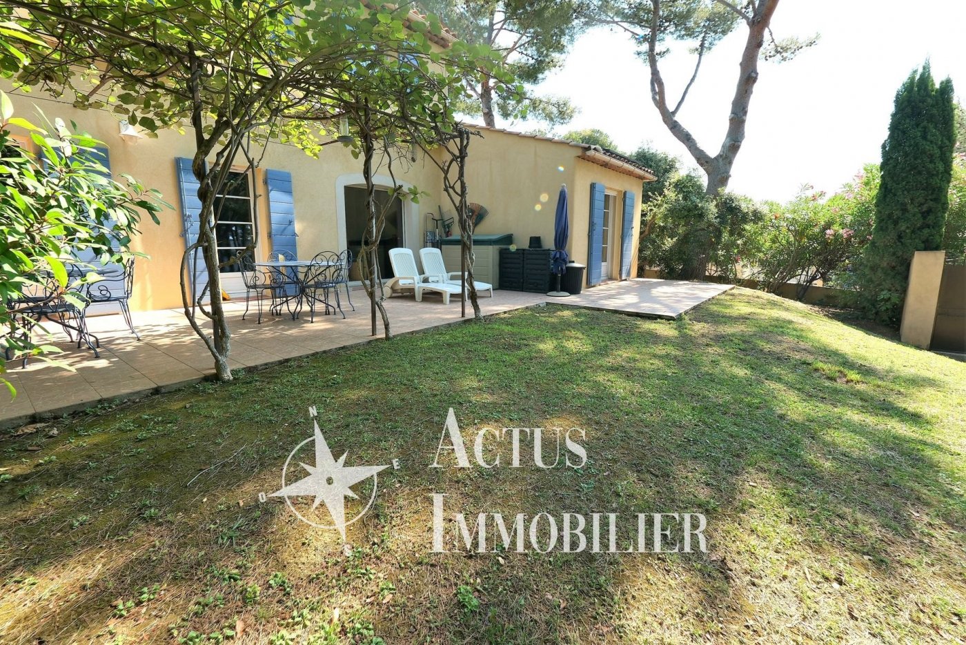 Agence immobilière de 