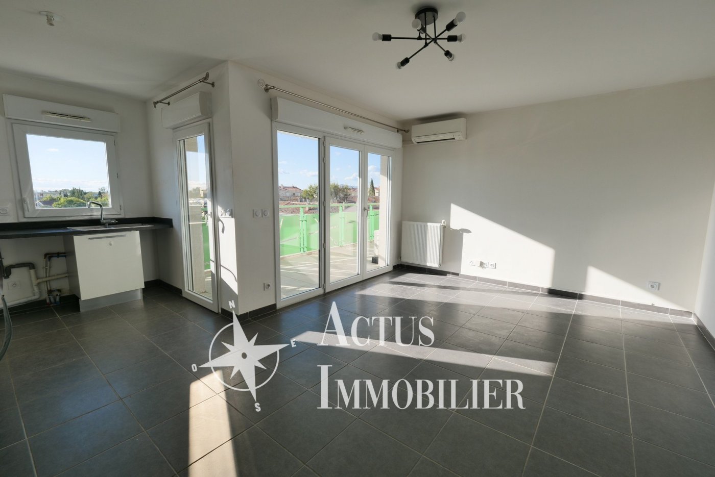 Agence immobilière de 