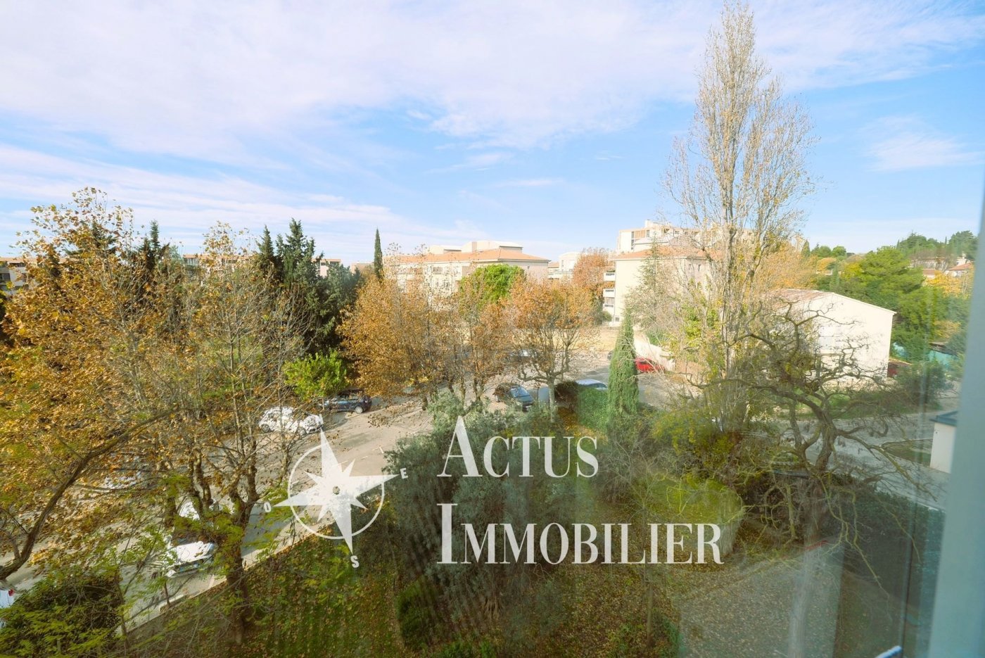 Agence immobilière de 