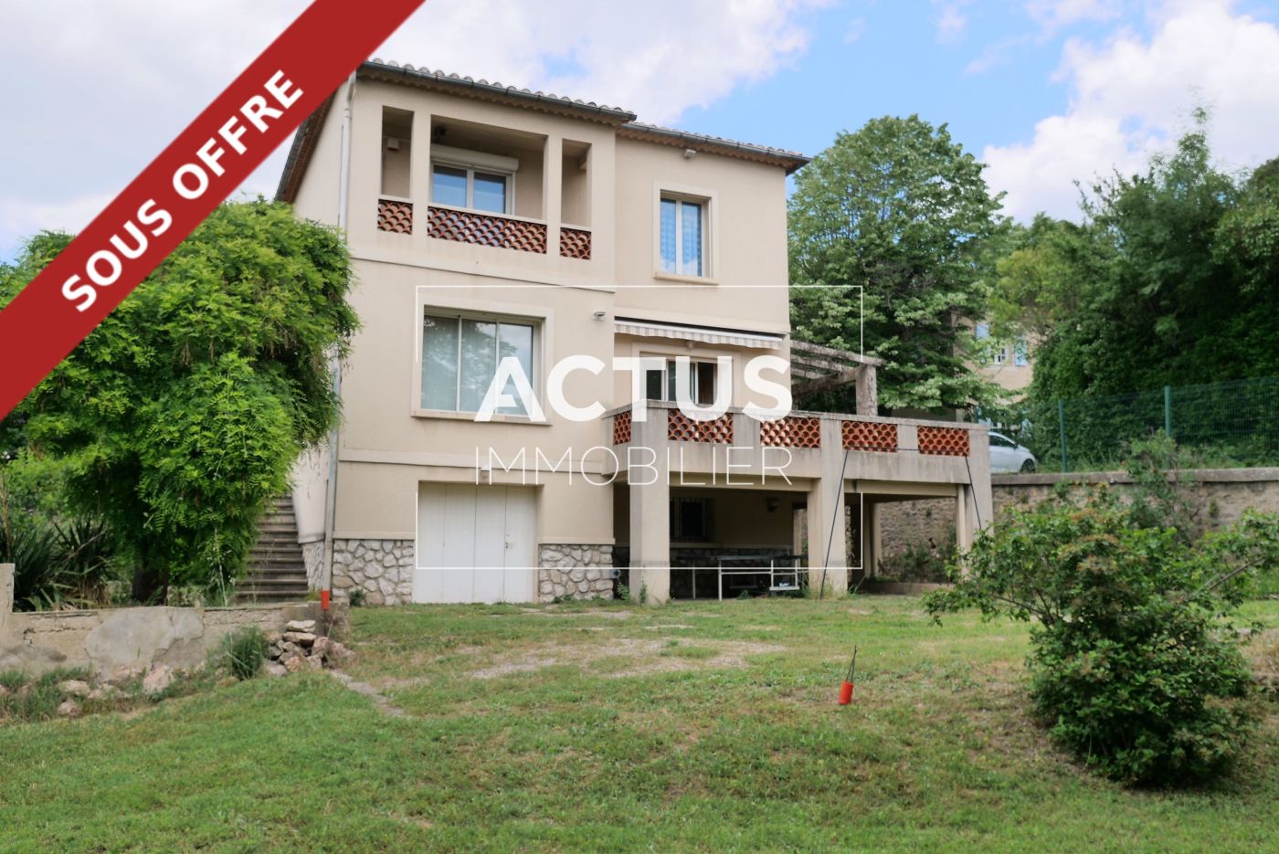 Agence immobilière de 
