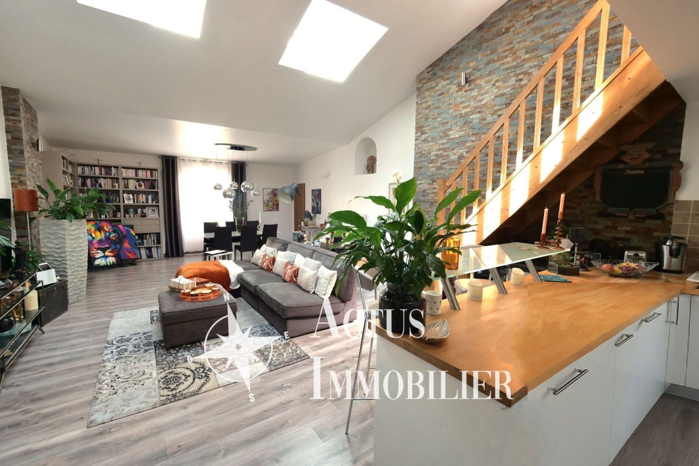 Agence immobilière de 