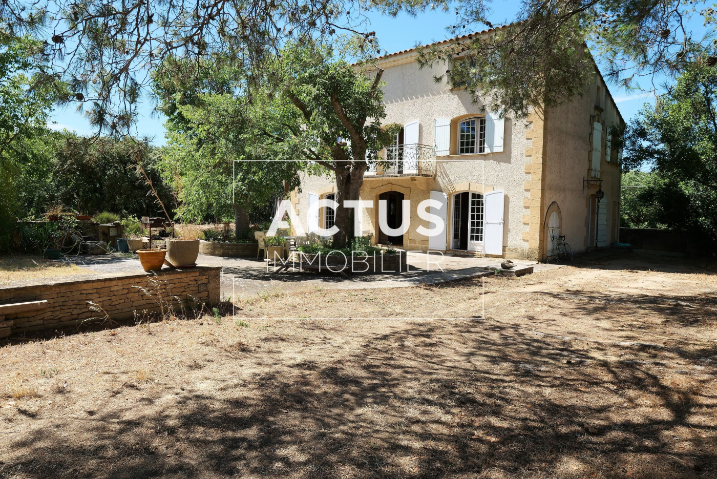 Agence immobilière de 