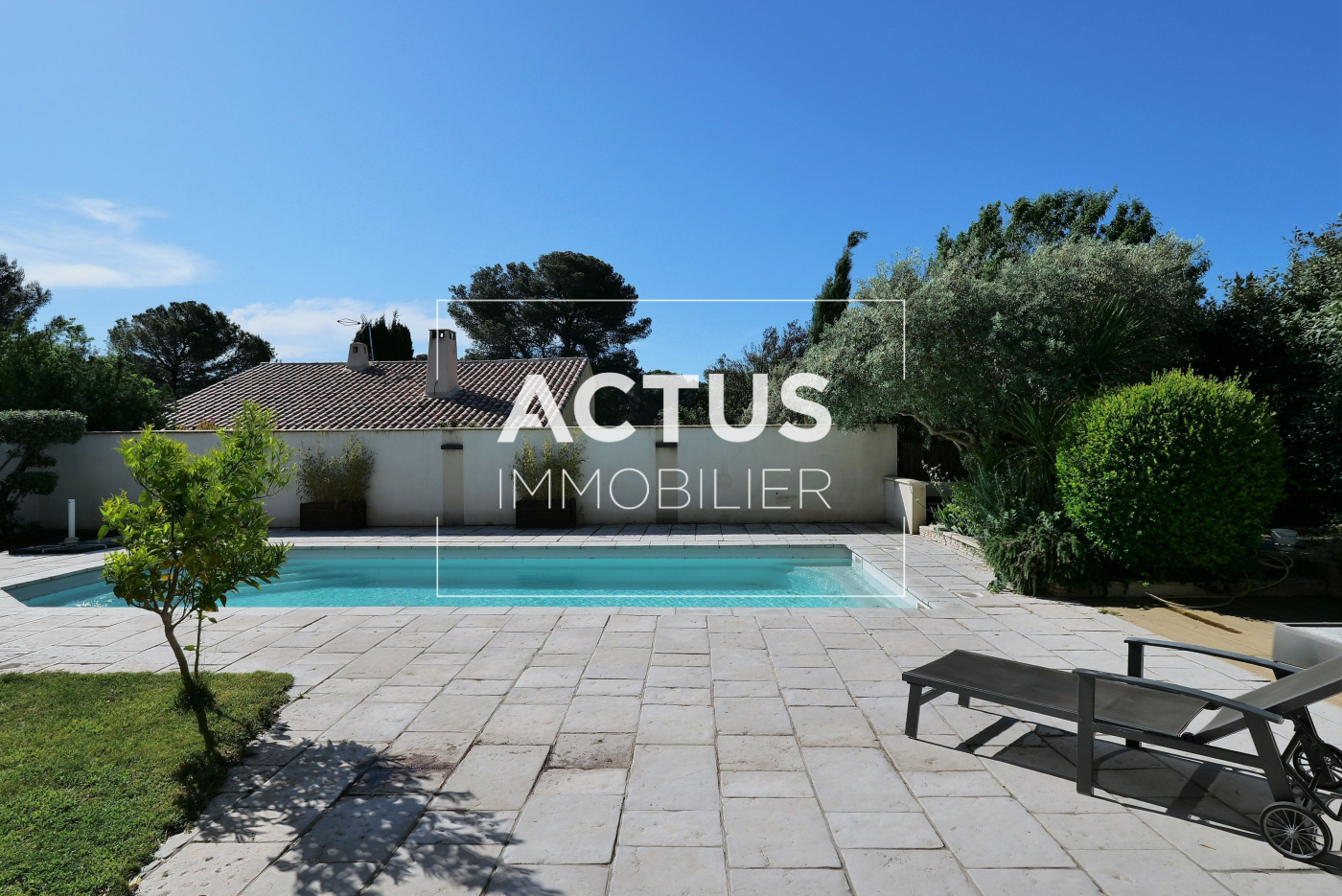 Agence immobilière de 