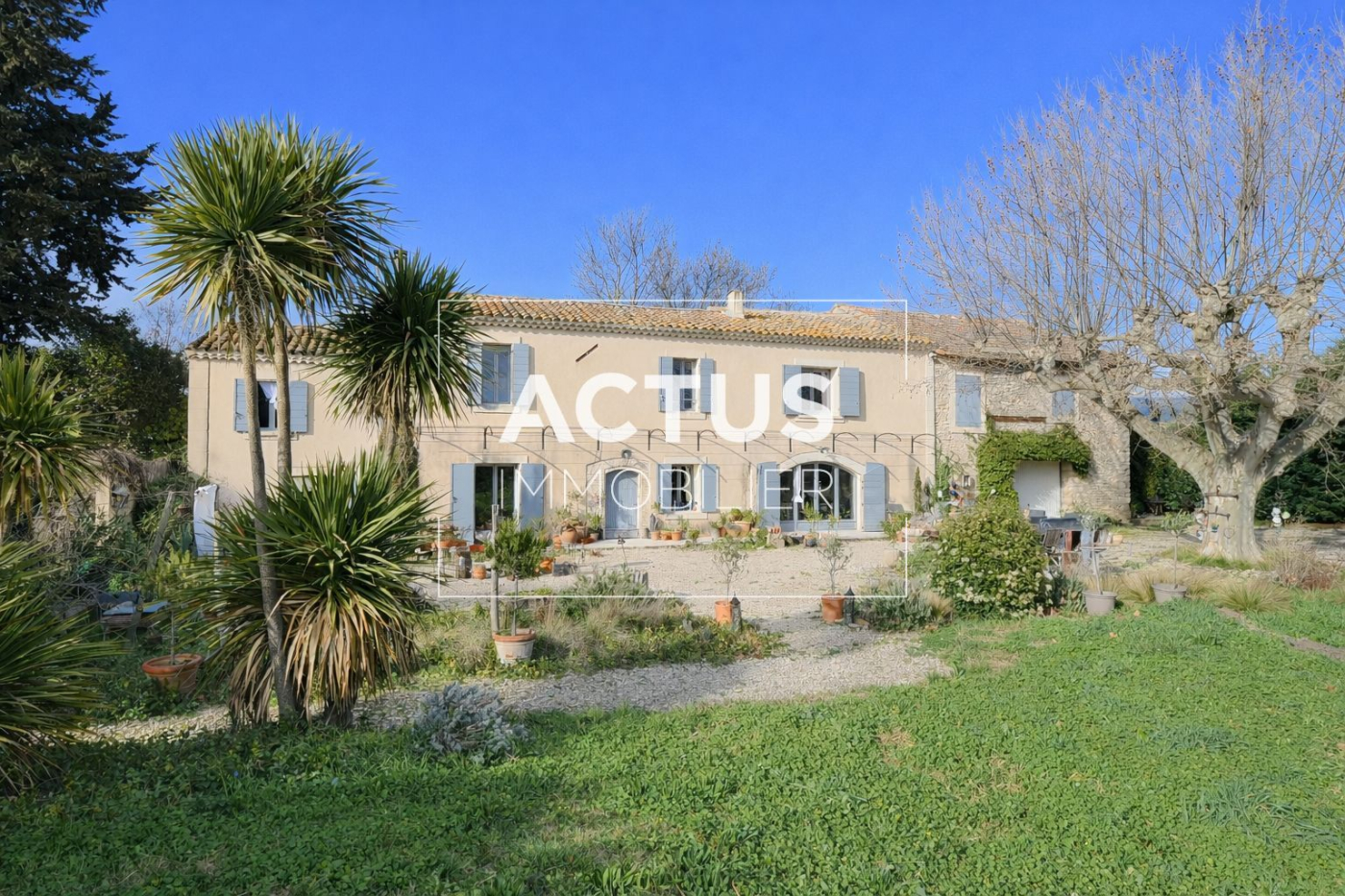 Agence immobilière de 