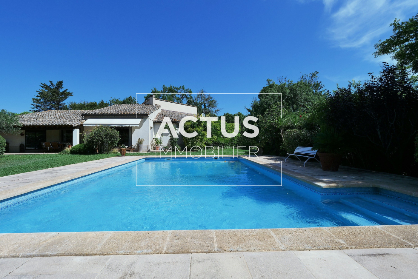 Agence immobilière de 