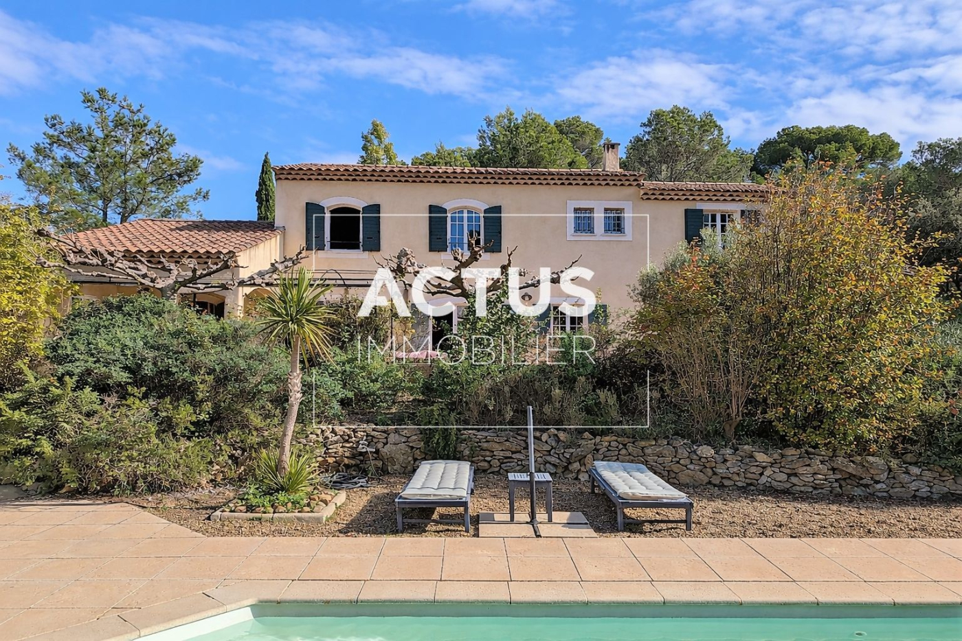 Agence immobilière de 